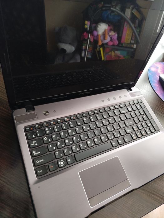 Ноутбук Lenovo Z575