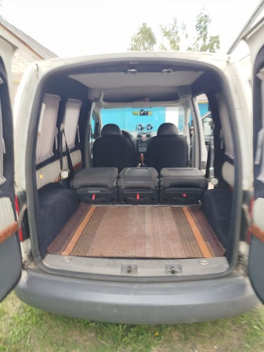 Автомобіль Volkswagen caddy