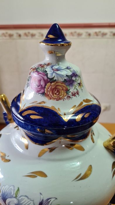 Jarrão em porcelana