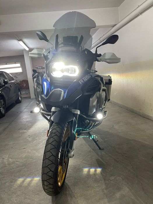 BMW R1250GS adventure