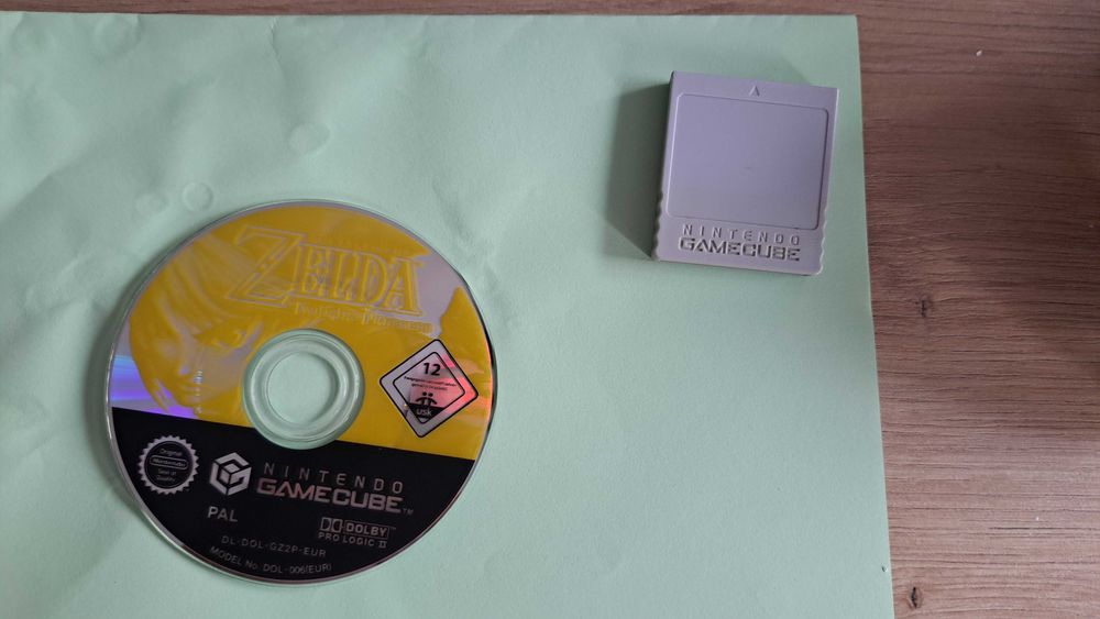 Konsola Nintendo GameCube + 2 pady + Mario Kart Double Dash + Zelda