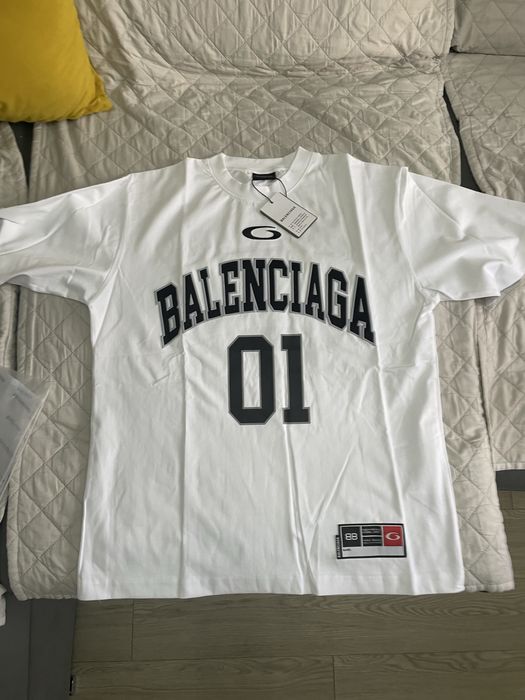 Balenciaga T Shirt Oversized