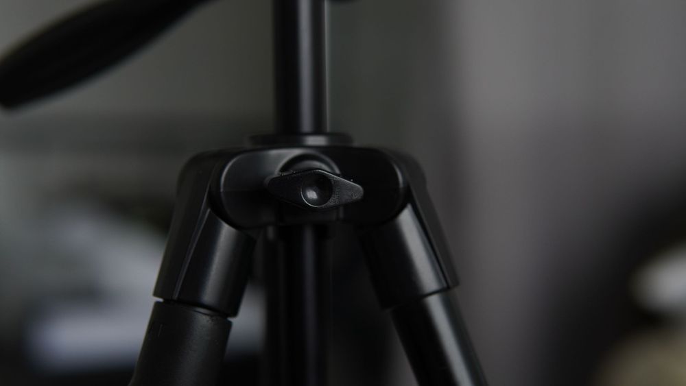 Штатив YUNTENG 43 см - 125 см для камер та телефону