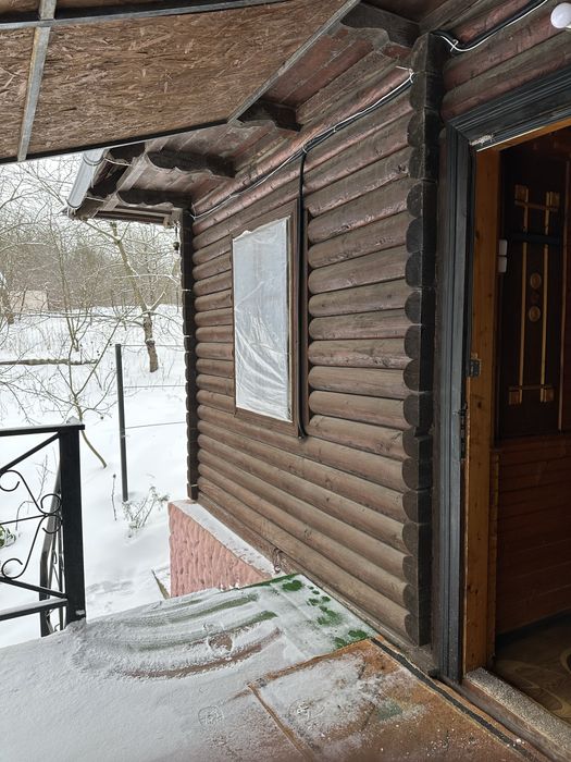 Продається 2-кім дачний будинок зі зрубу зі ставком, Заставнянська