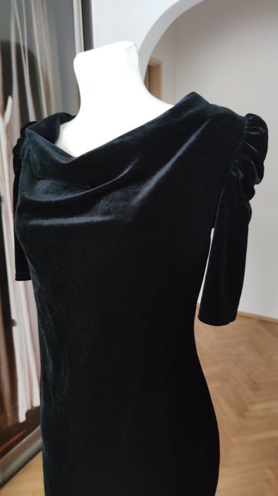 Sukienka welurowa Pretty Girl.