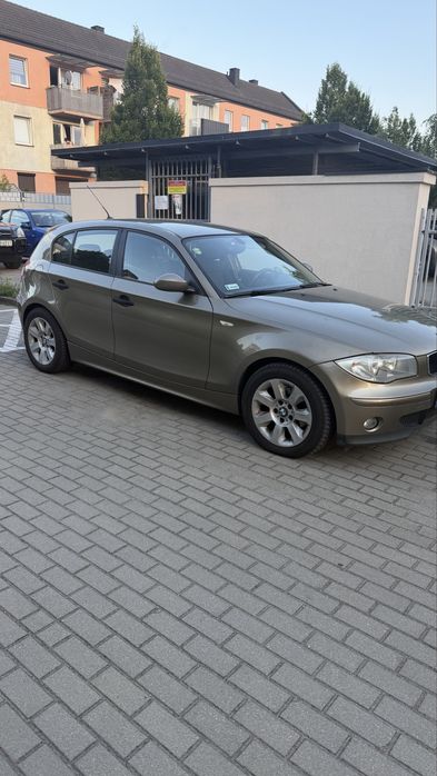 BMW  116i  продам
