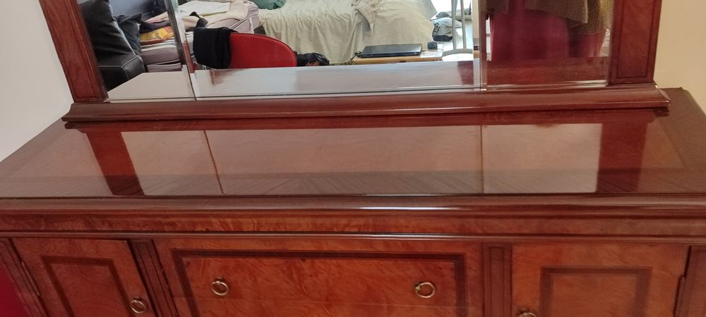 Espelho grande biselado+oferta aparador