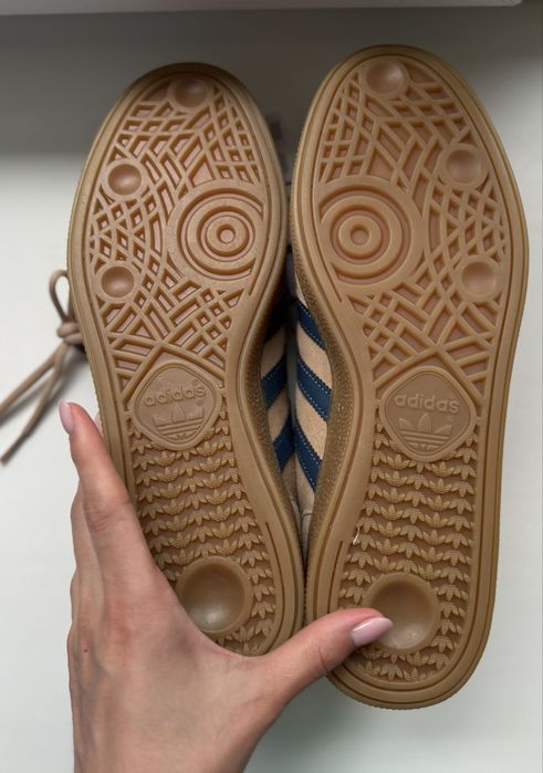 Замшеві кросівки adidas originals handball spezial