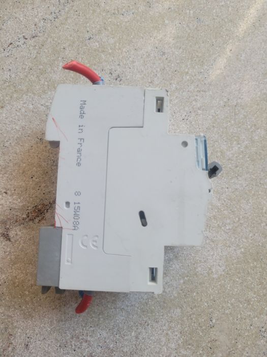 LEGRAND 1 szt Wyłącznik różnicowo-prądowy P302 25A 30mA