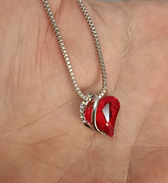 Colar Esmeralda Red Love Heart - Ctt Grátis 48 Horas