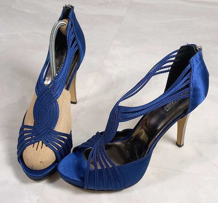 Niesamowite Eleganckie Buty Szpilki La Strada, r. 41