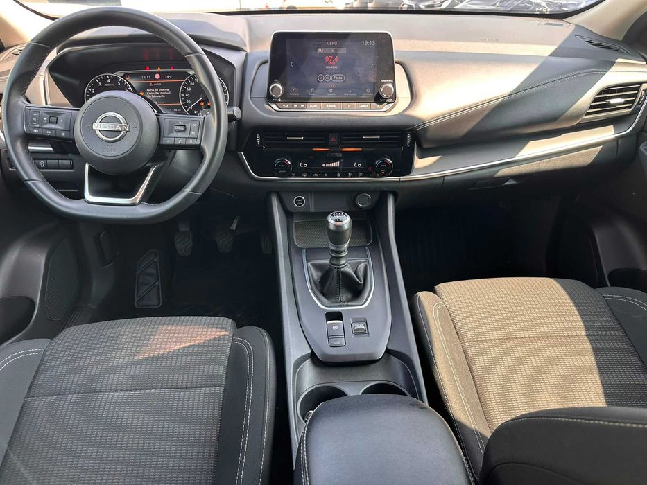 NISSAN Qashqai III (J12) 1.3 DIG-T 140 cv de 2023 Salvado