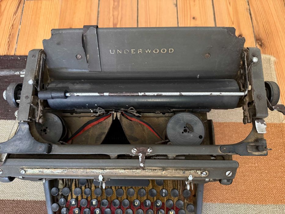Máquina de Escrever Vintage Underwood – Em funcionamento!
