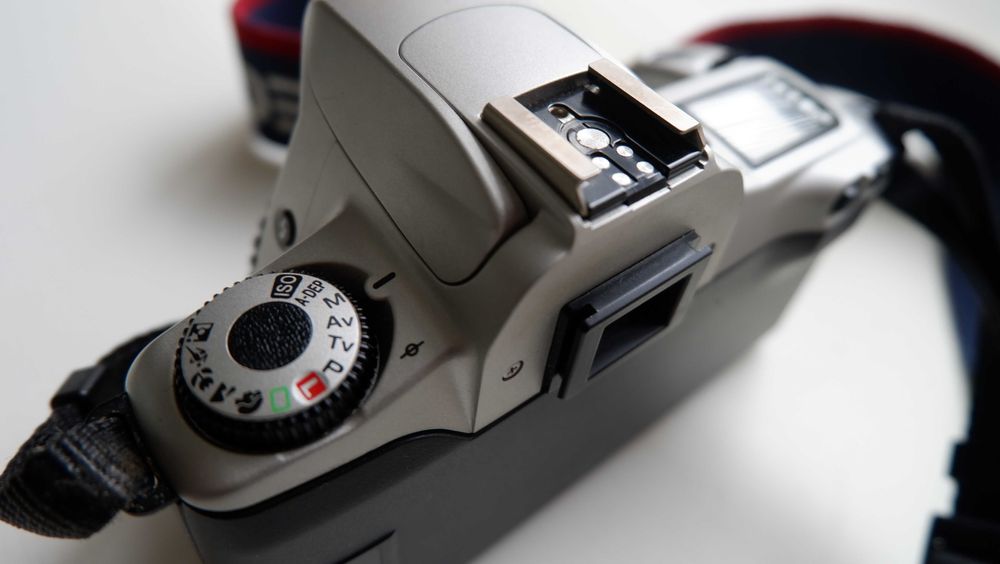 пленочная камера Canon EOS 300