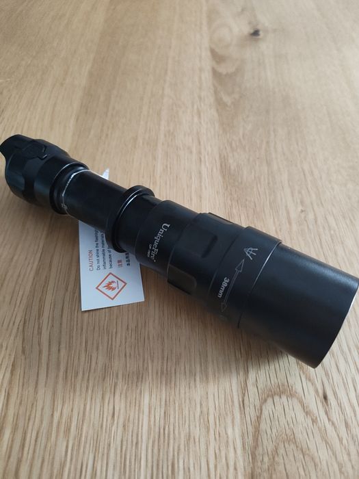 Latarka na podczerwień IR UniqueFire UF-1605