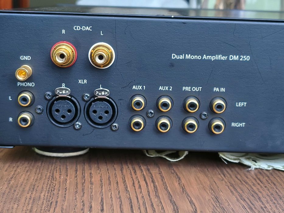 Wzmacniacz hi -end STRUSS DM 250