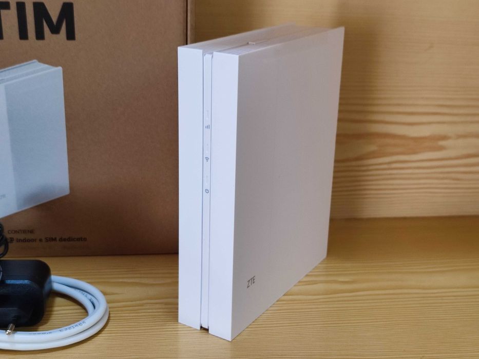ZTE MF297D 4G Cat12 Wi-Fi 6 600mbps Router SIM