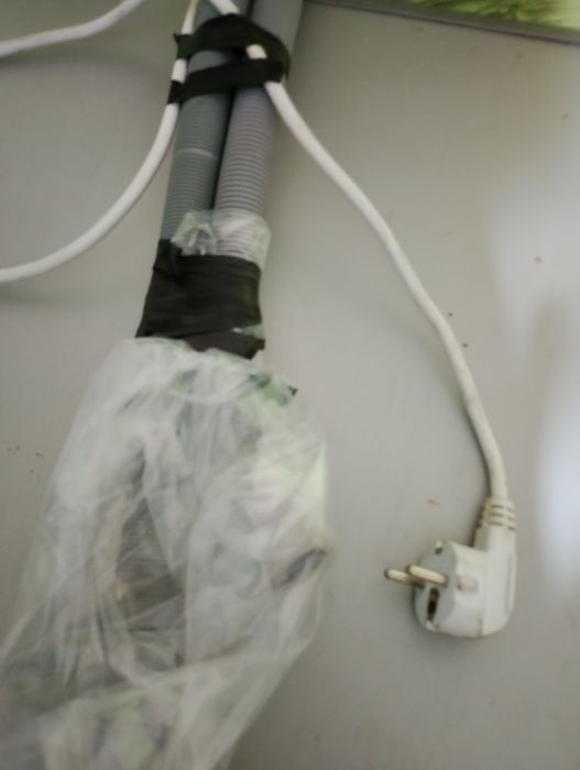 Sprzedam zmywarkę( 60tka) ,gwarancja ważna  5miesiecy