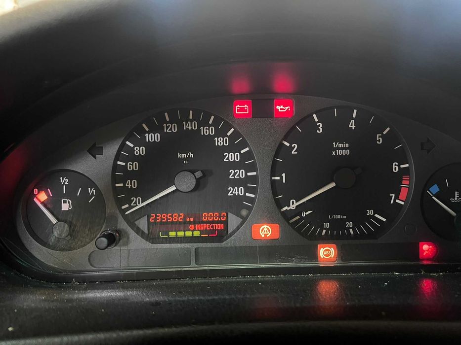 BMW E36 325i na sprzedaz w całości lub części