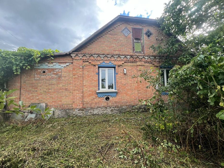 Продам будинок з добудовою можливо на 2 родини <150м²