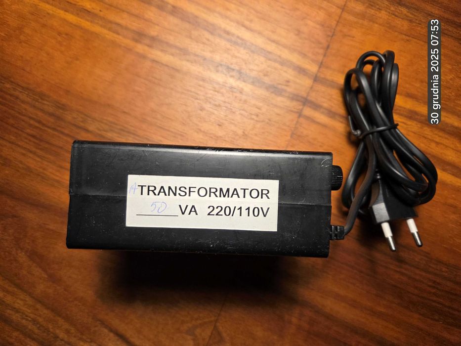 Transformator. Zasilacz. 220 V na 110 V. 50 VA.