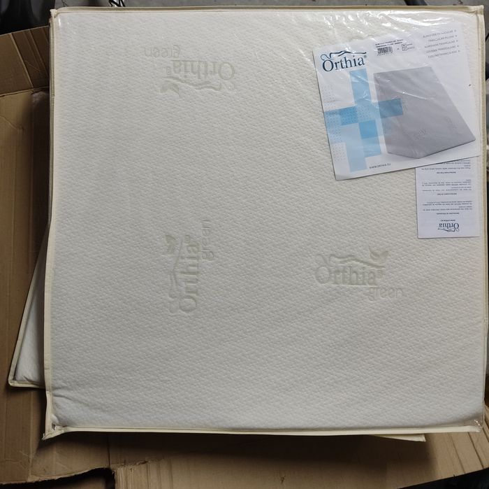 2 Orthopedic Pillows | 2 Almofadas Ortopédicas