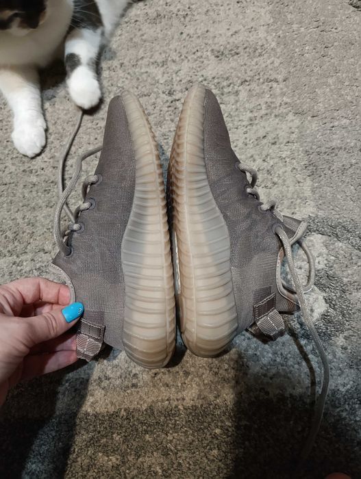 Кросівки Adidas Yeezy Boost 350 V2, кроссовки оригінальні.