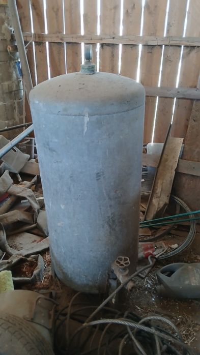 Zbiornik hydrofor, hydroforowy