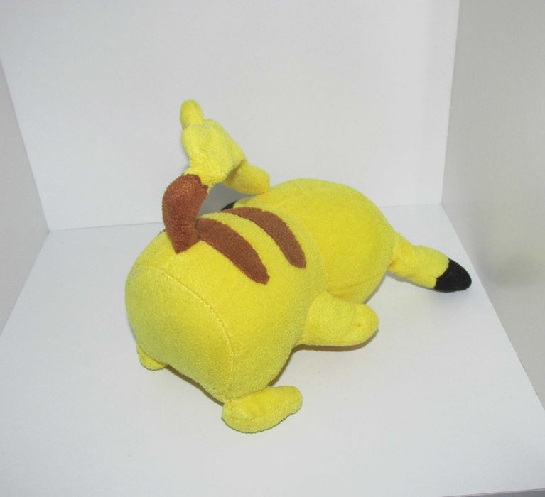 Pokemon Pikachu Tomy Plush 2014