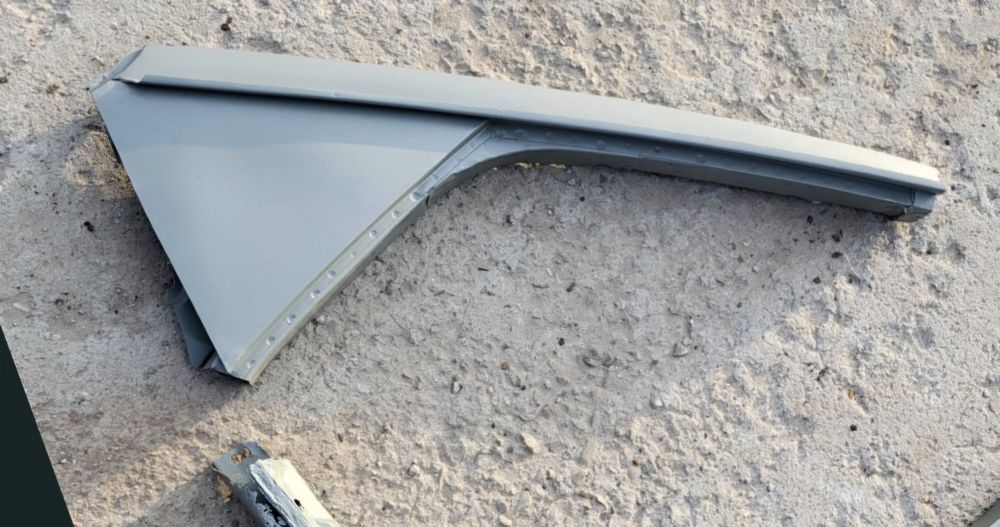 Fso Warszawa 223 224 m20 Pobieda słupek C nadproże reperaturka