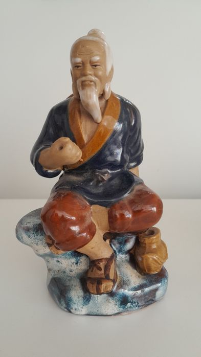 Figura chinesa policromada