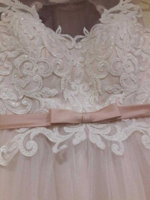 Свадебное платье пудровое пудра