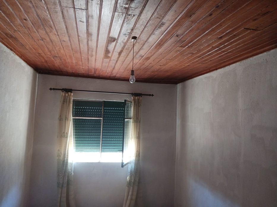 Moradia T2 a 15 min de Coimbra junto aorio Ceira