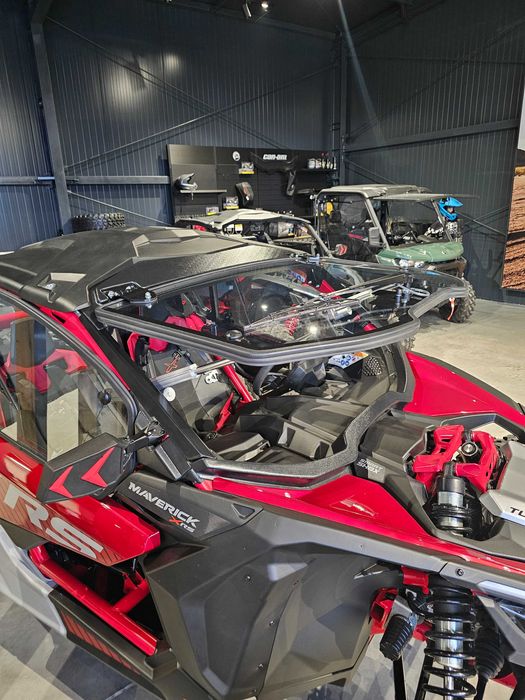 Szyba Maverick X3 szklana uchylna elektrycznie