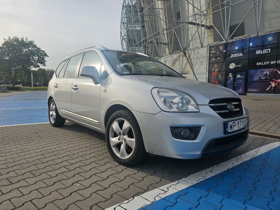 Kia Carens