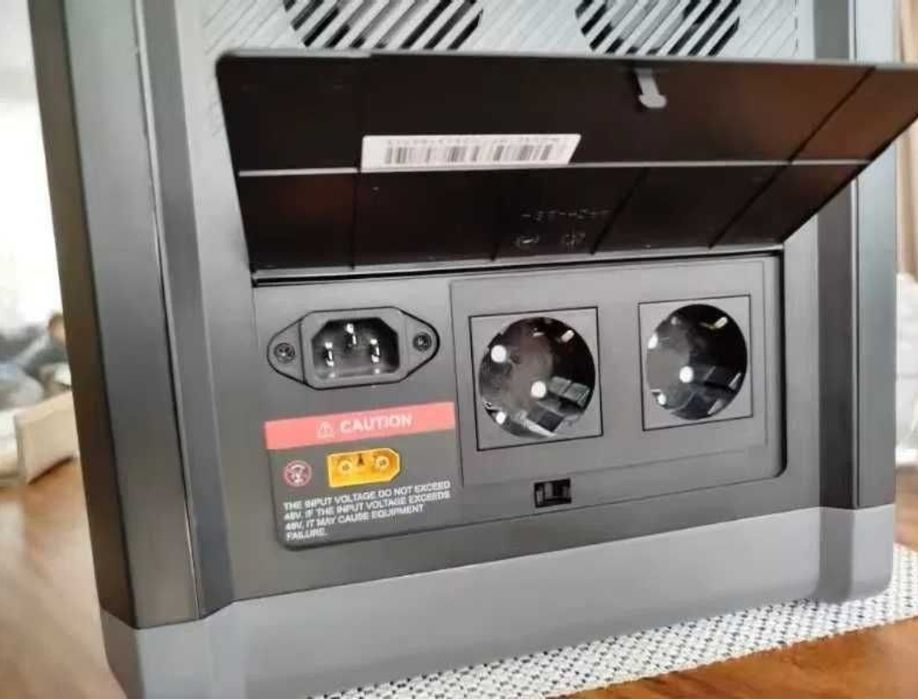Потужна зарядна станція SolarPlay Q2501, 2400-4800 Вт