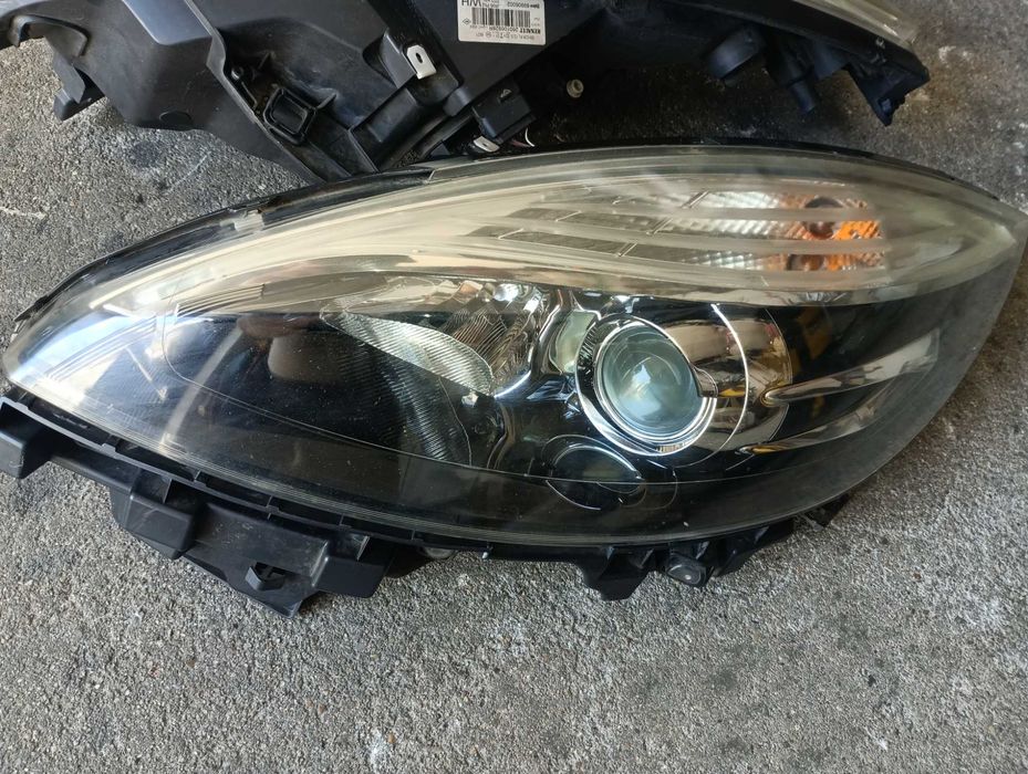 Vendo faróis Renault Scenic
