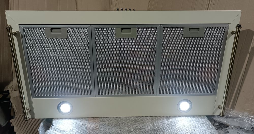 Витяжка Klarstein Victoria 90, купольна, кремова