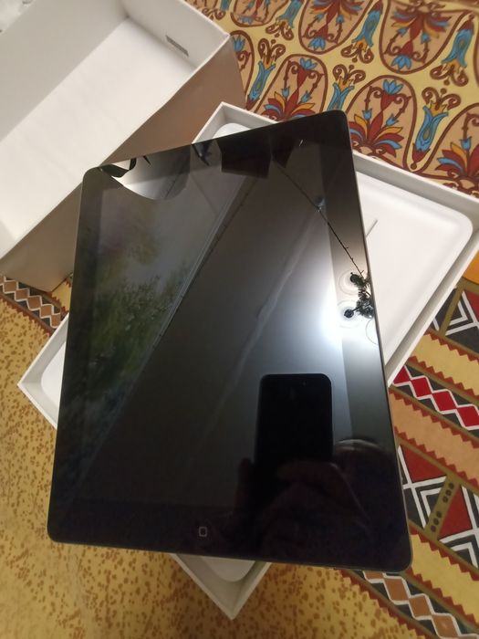 Планшет Apple New iPad (iPad 3) Wi-Fi + GSM модуль 64GB