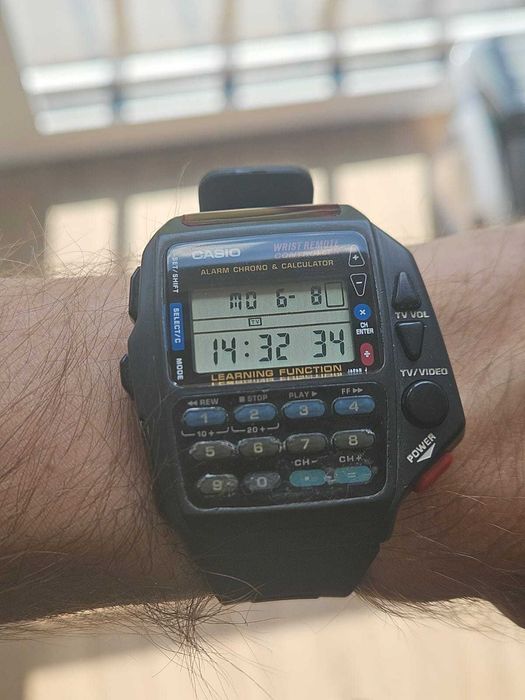 Casio CMD-40 z 1995 r. - pilot TV, kalkulator
