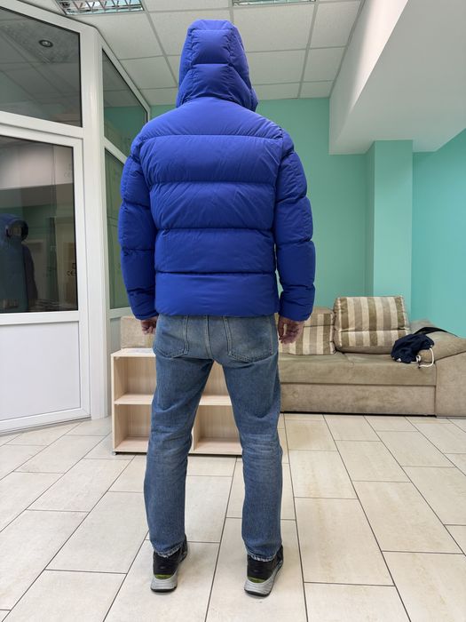 Продаю пуховик Woolrich
