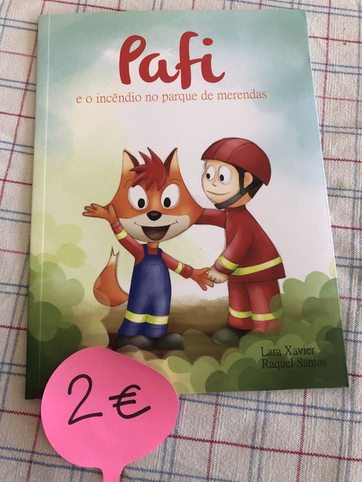 Livros infantis como novos