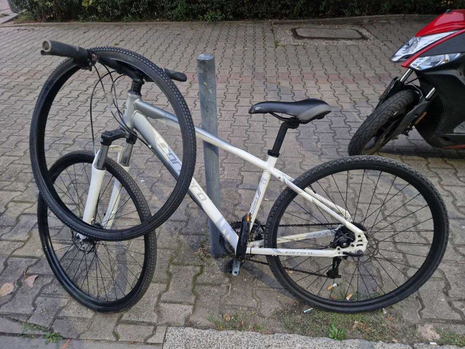 Carrera Crossfire 3 – rower crossowy trekkingowy , rama 17", koła 28"