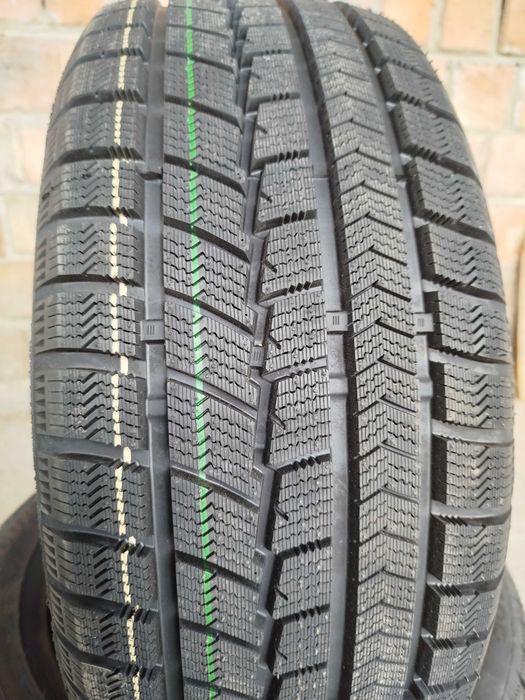 Шини 215/65R16 Ovation W588 98H | нові зимові 4шт 2026р