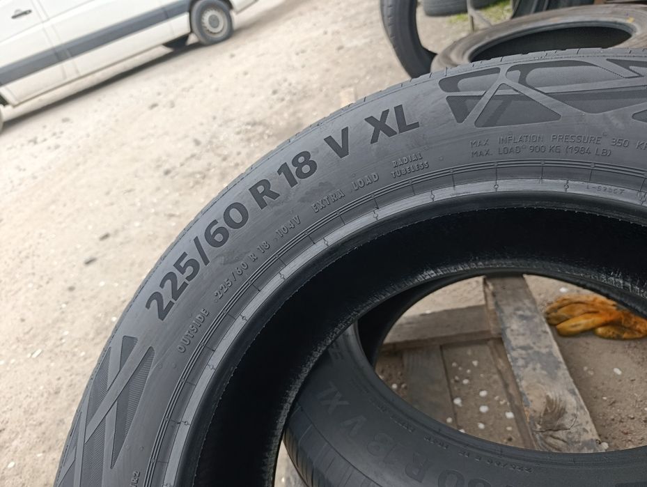 225/60/18 Continental eco contact 6