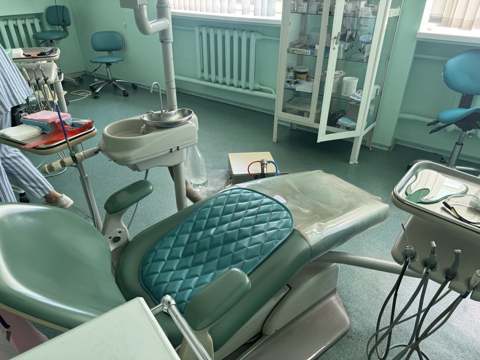 Продам стоматологічні крісла !!!