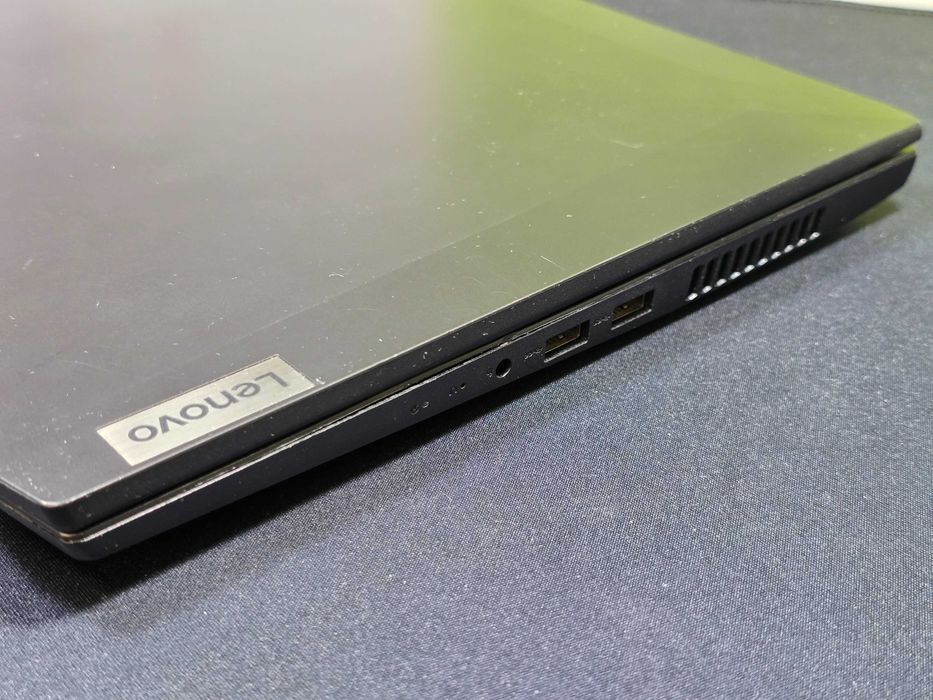 Lenovo Ideapad Gaming 3-15ACH6 / R5-5600H 3.30GHz / 16GB 3200Mhz DDR4 / RTX 3050Ti 4GB / 1TB M2 + 256GB M2 / 15.6' FHD IPS 120Hz / Grade B /GW 12 mies