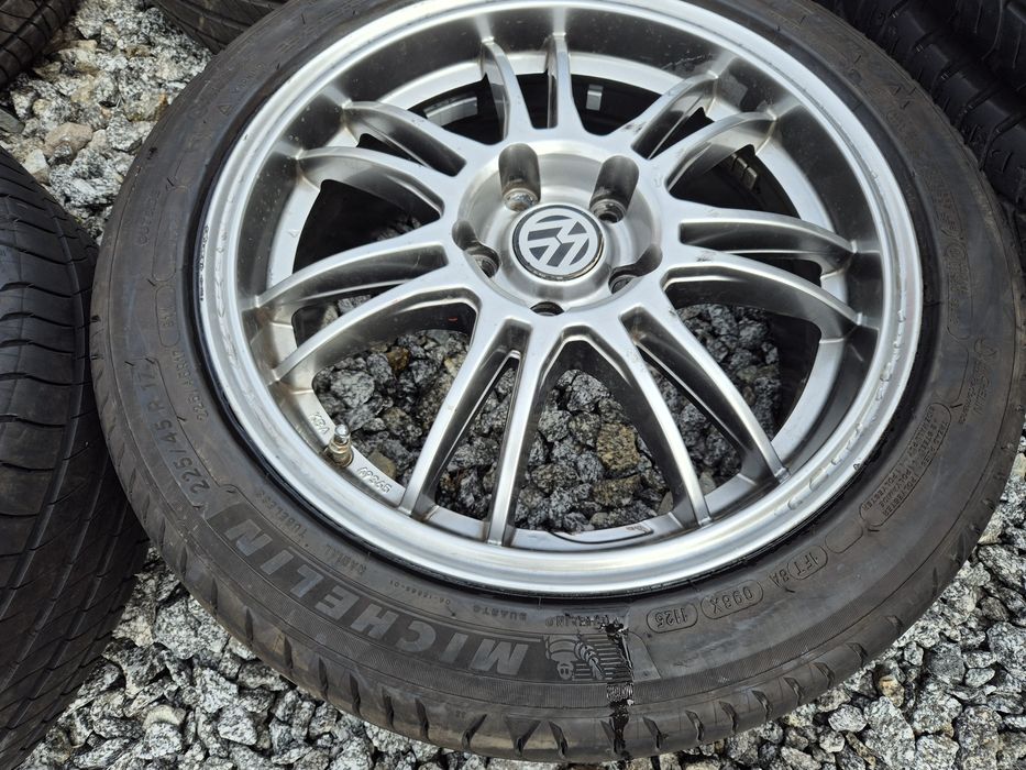 Koła letnie 17x7J 5x112 225/45 R17 Michelin 25r.