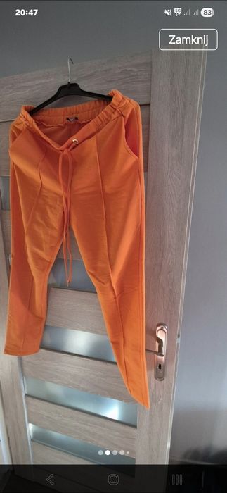 Spodnie koloru melon