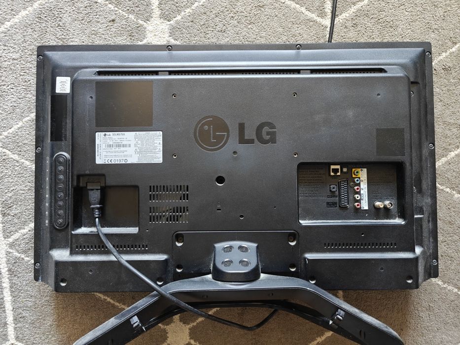 Telewizor LG 32LN575S